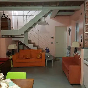 casa-renzo-montecarlo.it-tuscanyhotel.com/